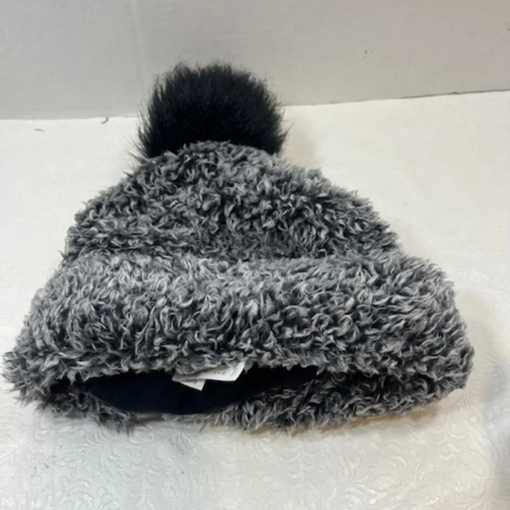 Aeropostale Black White Winter Beanie Hat Black Pom Pom Cotton Lining S/M